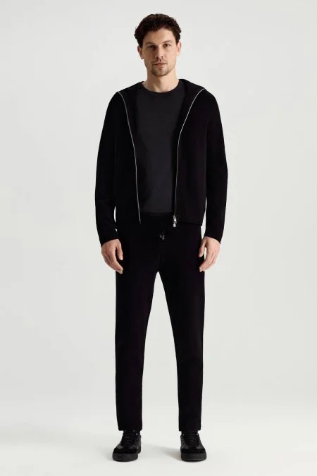 Saf Pamuk Kapüşonlu Slim Fit Siyah Hırka