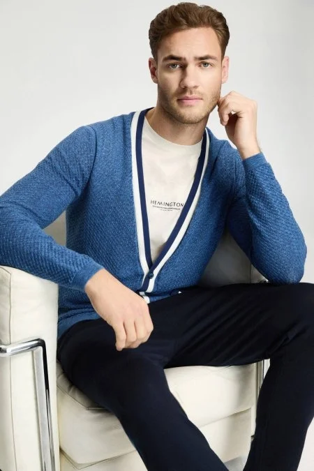 Saf Pamuk Koyu Mavi Triko Hırka