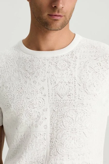 Saf Pamuk Paisley Desen Bisiklet Yaka Beyaz Triko T-Shirt