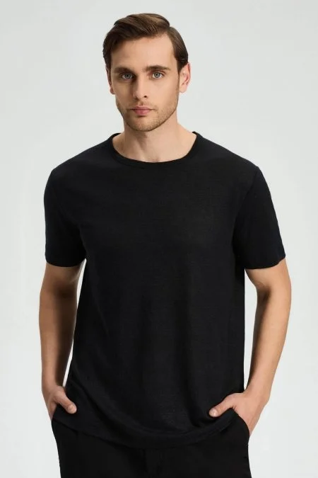 Saf Keten Siyah Bisiklet Yaka T-Shirt