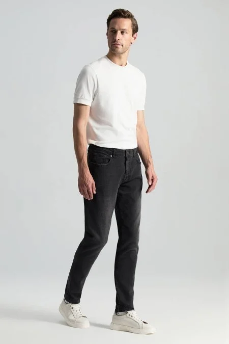 Saf Pamuk Slim Fit Siyah Denim Pantolon