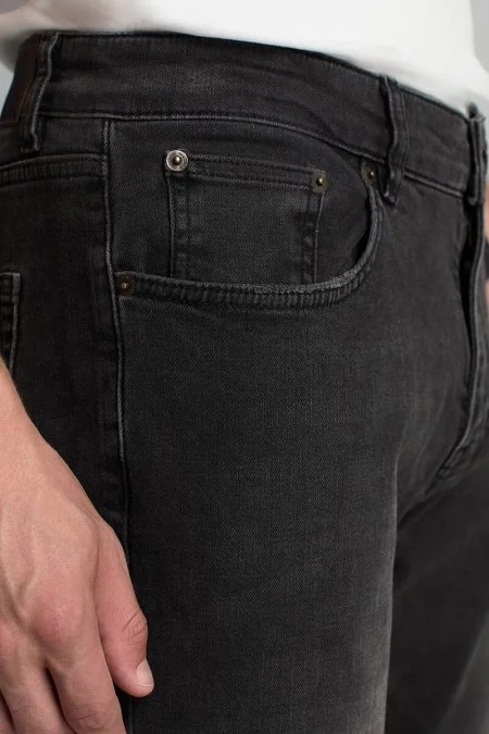 Saf Pamuk Slim Fit Siyah Denim Pantolon