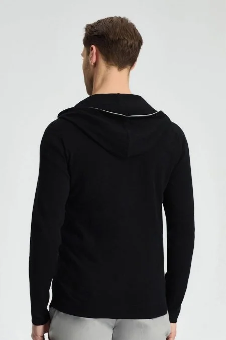 Slim Fit Siyah Kapüşonlu İnce Hırka