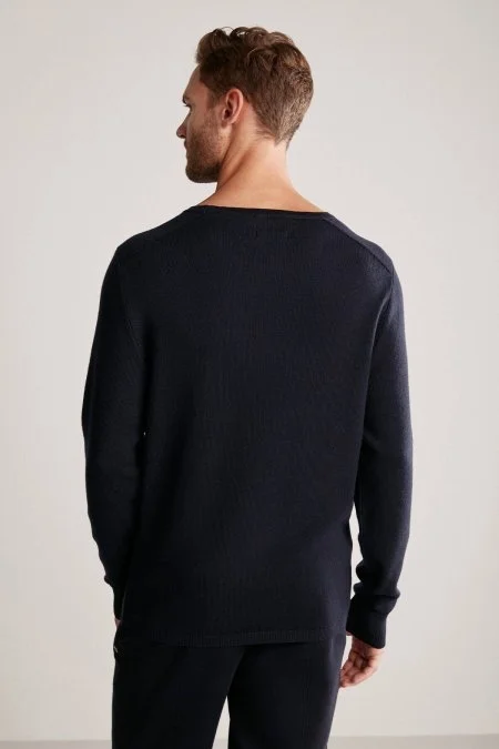 Üçgen Desen Lacivert Merino Yün Triko