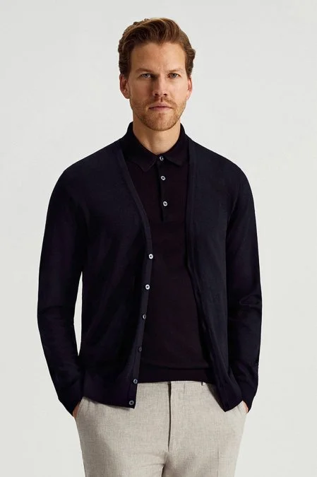 Ultrafine Merino Yünü Siyah Triko Hırka