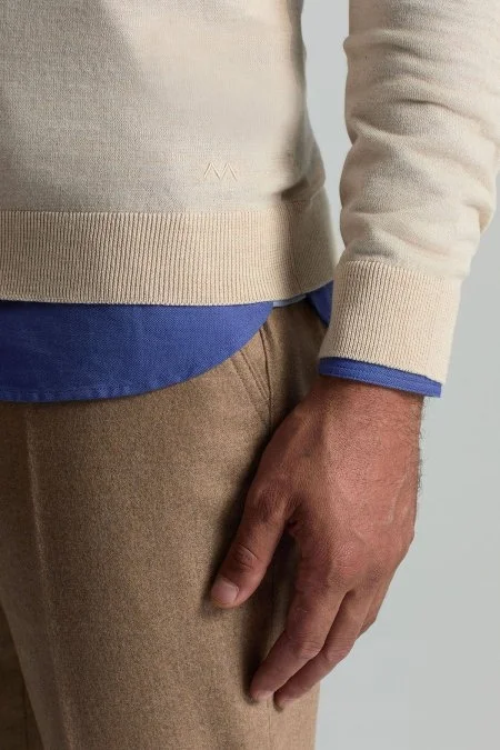 V Yaka Açık Bej Merino Yün Triko