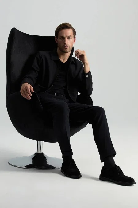 Siyah V Yaka Basic T-Shirt