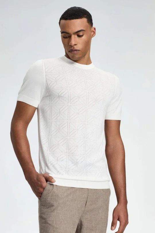 Hemington - Ajur Örgü Detaylı Bisiklet Yaka Beyaz Triko T-Shirt