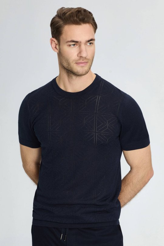 Ajur Örgü Detaylı Bisiklet Yaka Lacivert T-Shirt