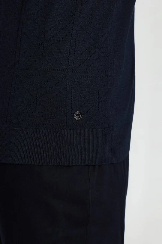 Hemington - Ajur Örgü Detaylı Bisiklet Yaka Lacivert T-Shirt (3)