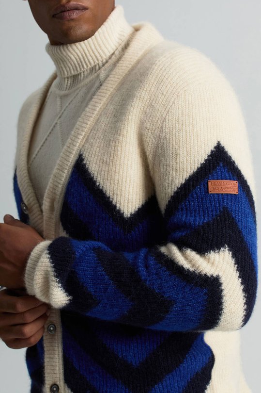 Alpaka Yün Kaşmir Karışım Zigzag Desen Bej Lacivert Düğmeli Hırka