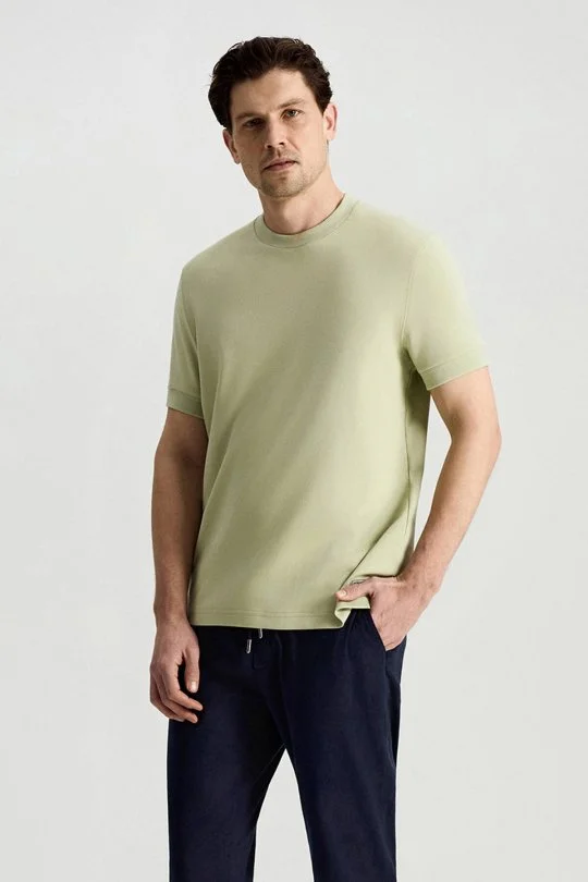 Hemington - Bisiklet Yaka Rahat Resim Saf Pamuk Açık Yeşil T-Shirt (1)