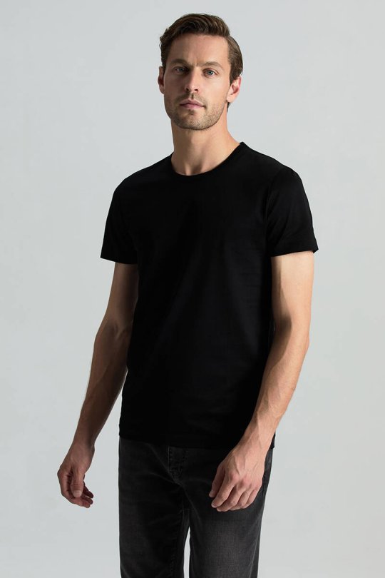 Bisiklet Yaka Siyah Basic T-Shirt
