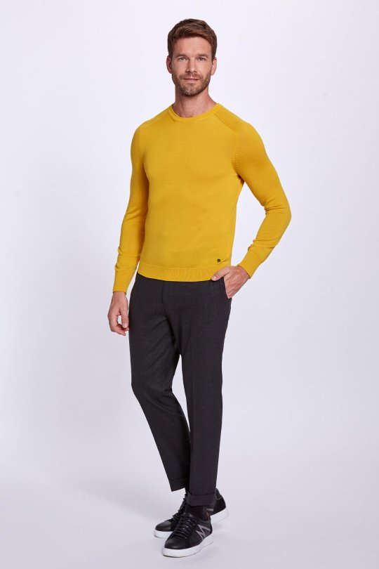 Bisiklet Yaka Slim Fit Merino Yün Sarı Triko