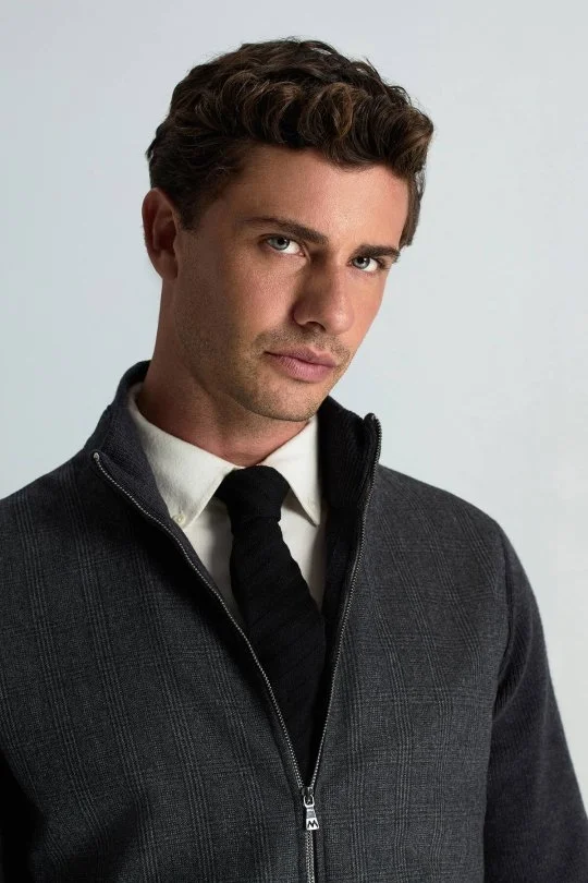 Hemington - Çizgi Desenli Siyah Örgü Kravat