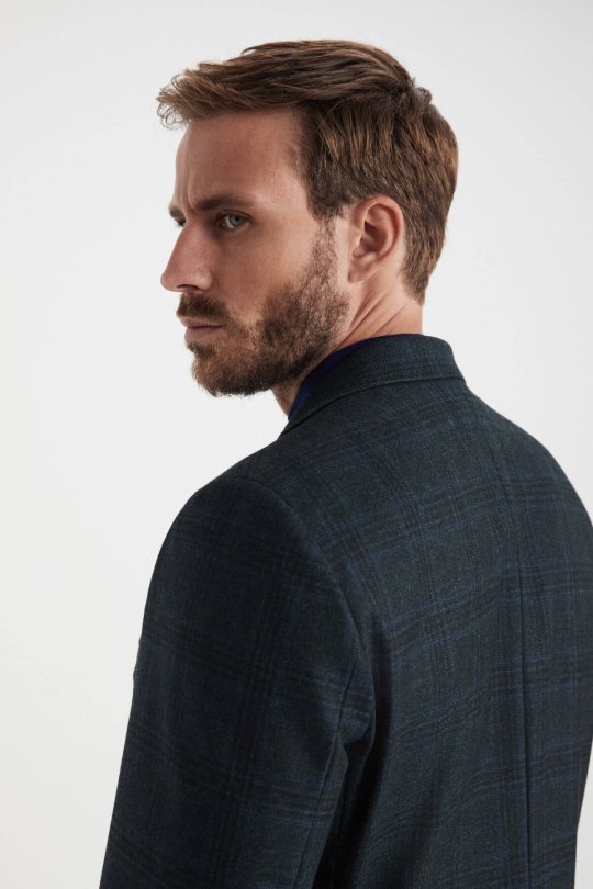 Ekose Desen Koyu Yeşil Saf Yün Ceket