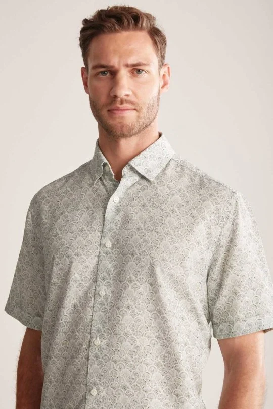Hemington - Etnik Desen Yeşil Gizli Düğme Kısa Kollu Tencel Gömlek