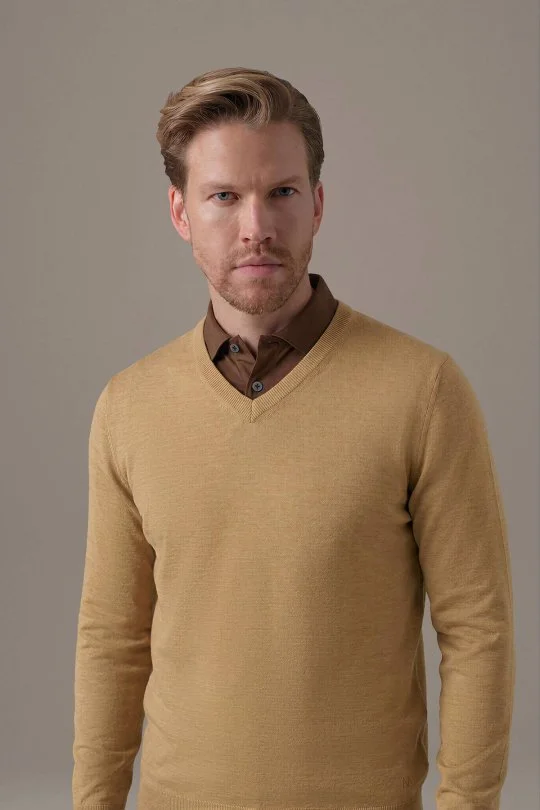Extrafine Merino V Yaka Camel Triko