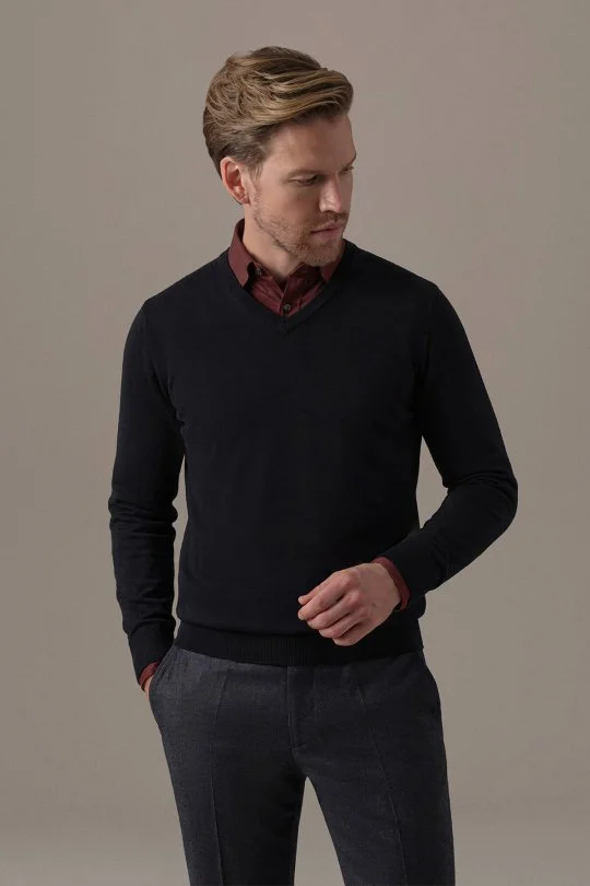 Extrafine Merino V Yaka Siyah Triko