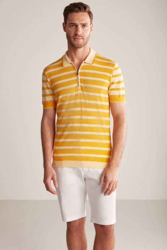 Fermuar Detaylı Çizgi Desen Sarı Triko Polo
