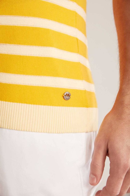 Fermuar Detaylı Çizgi Desen Sarı Triko Polo