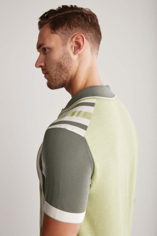 Fermuar Detaylı Çizgi Desen Yeşil Triko Polo