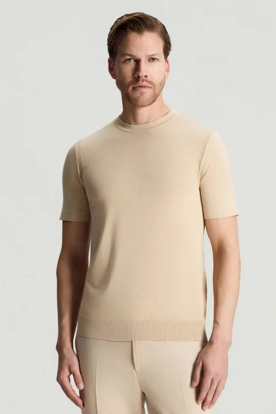 İpek Karışımlı Bisiklet Yaka Bej Triko T-Shirt