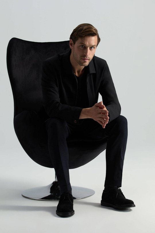 İtalyan Yün Karışım Fermuar Detaylı Siyah Spor Ceket