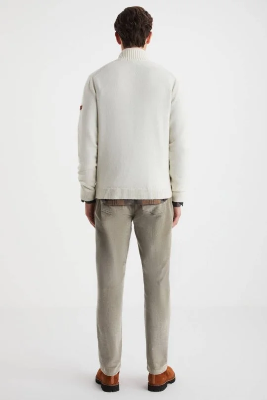 Hemington - Kar Desen Nakışlı Kaşmir Yün Karışım Ekru Triko Ceket (4)