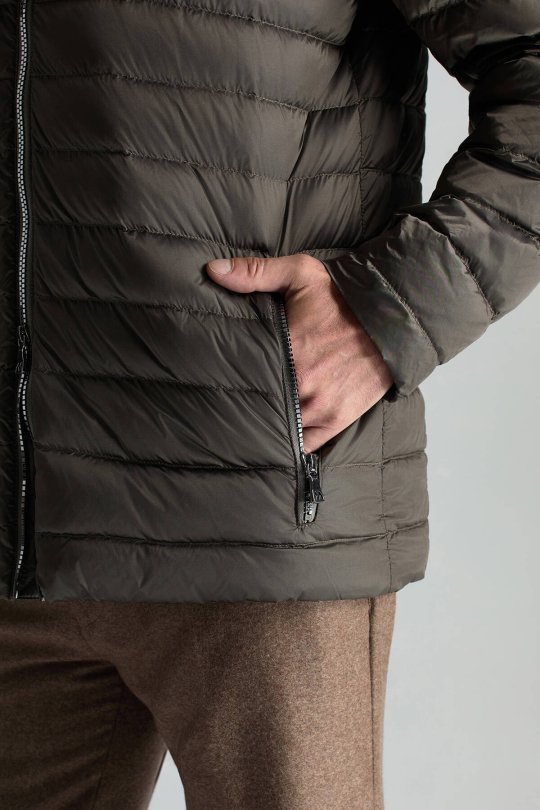 Kaz Tüyü Dolgulu Kahverengi İnce Spor Mont