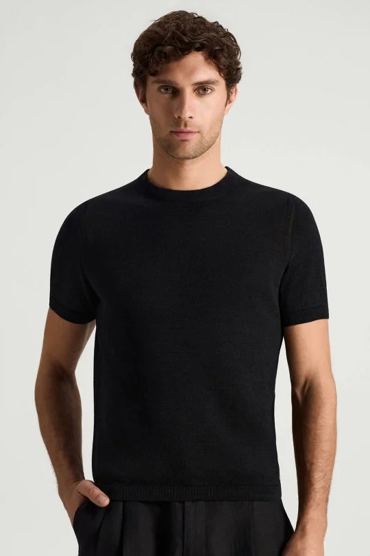 Keten Pamuk Karışım Bisiklet Yaka Siyah Triko T-Shirt