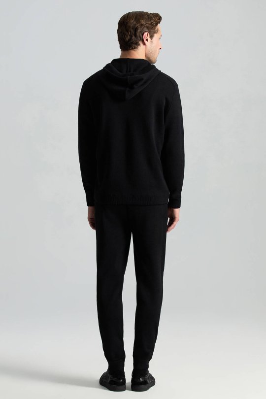 M Logolu Kapüşonlu Siyah Hoody