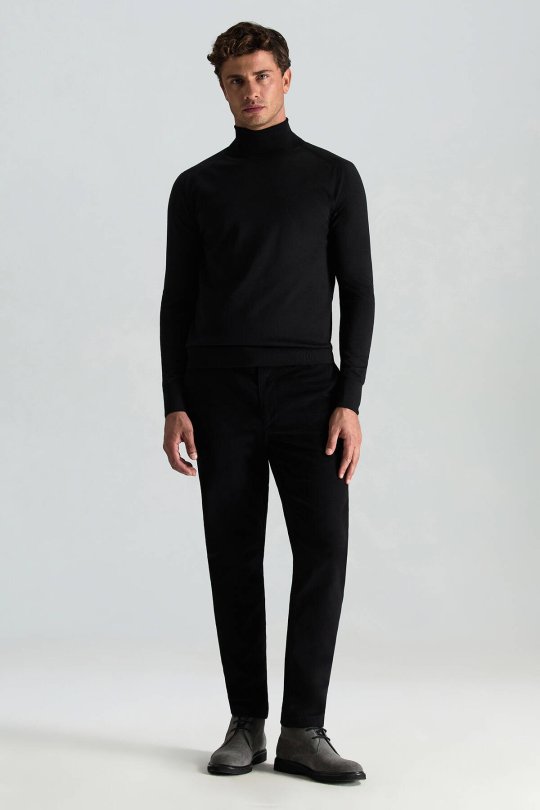 Boğazlı Slim Fit Siyah Merino Yün Triko