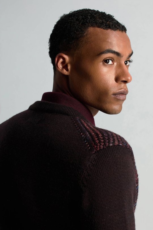 Merino Yün Etnik Desen Düğmeli Koyu Kahverengi Hırka