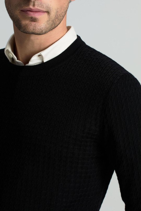 Merino Yün İpek Karışım Örgü Desen Bisiklet Yaka Siyah Triko