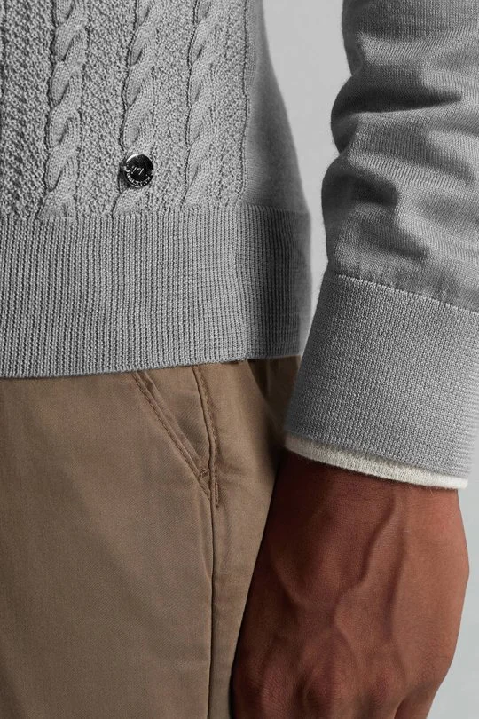 Hemington - Merino Yün İpek Karışım Örgü Desenli Açık Gri Düğmeli Hırka (3)