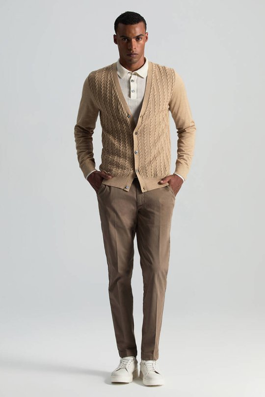 Merino Yün İpek Karışım Örgü Desenli Camel Düğmeli Hırka