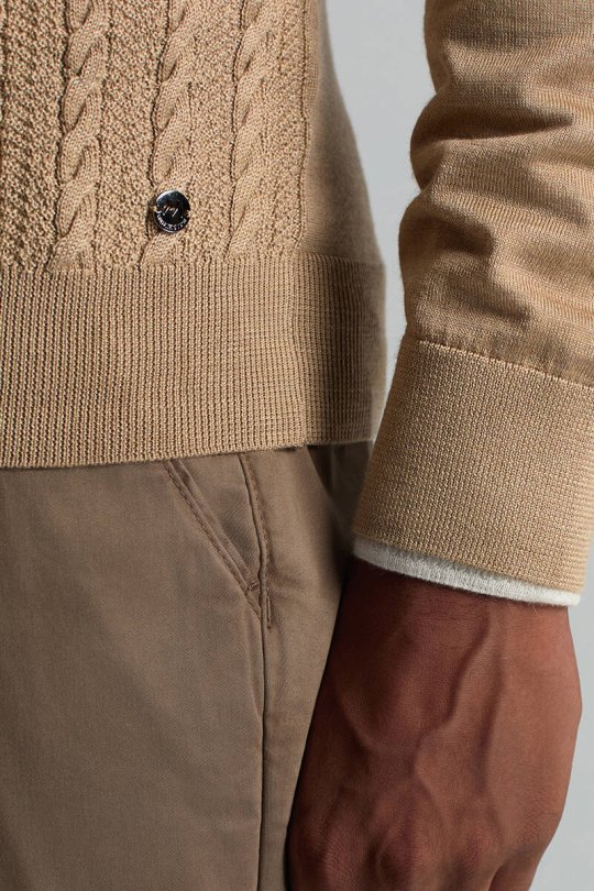 Merino Yün İpek Karışım Örgü Desenli Camel Düğmeli Hırka