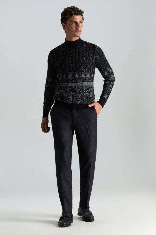 Merino Yün İpek Karışım Paisley Desen Lupetto Yaka Siyah Triko Kazak