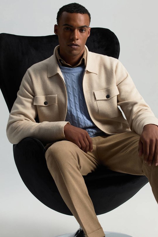 Merino Yün Metal Düğme Cepli Açık Bej Triko Ceket