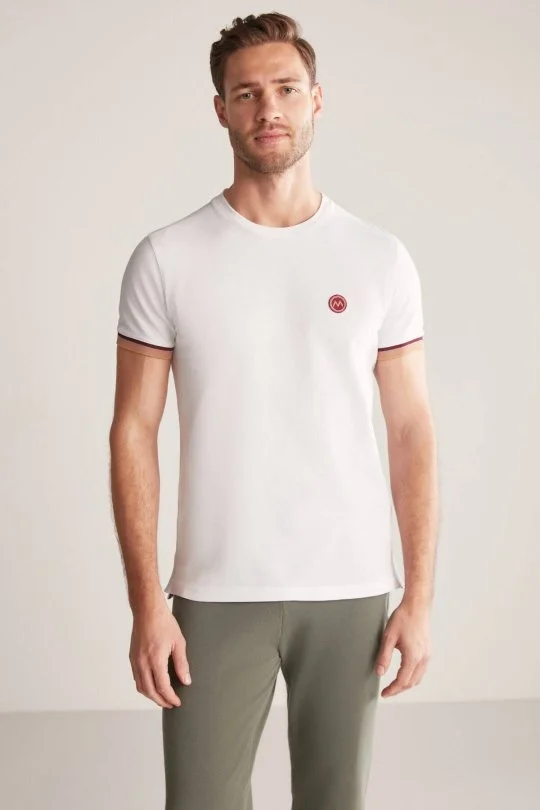 Hemington - Nakış Logolu Pike Örgü Beyaz Bisiklet Yaka T-Shirt