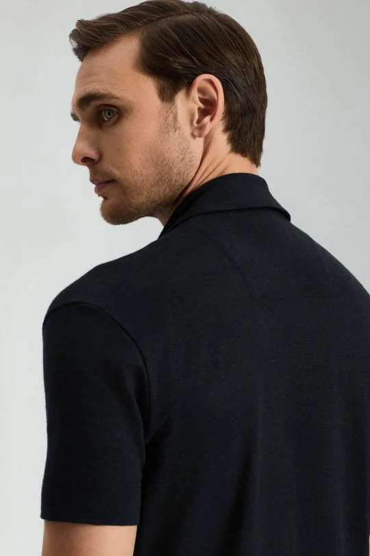 Saf Keten Kısa Kollu Siyah Gömlek