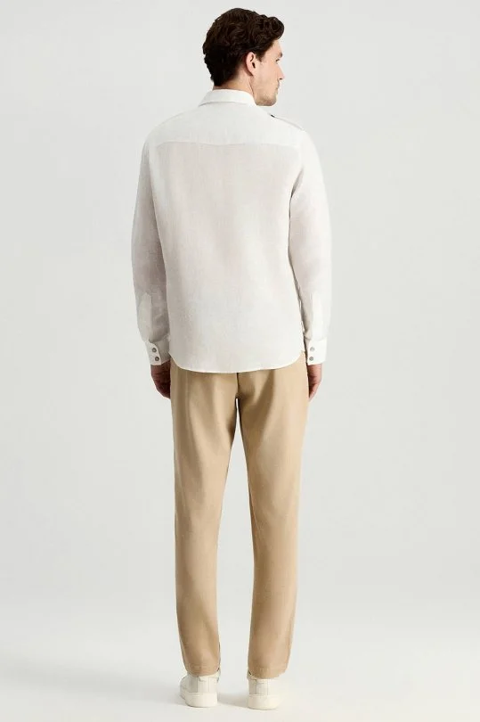 Saf Keten Metal Düğmeli Beyaz Safari Gömlek