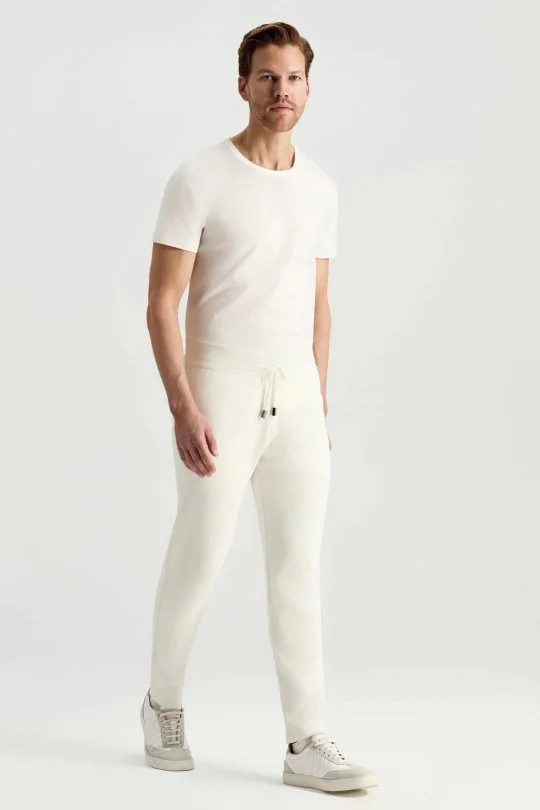 Hemington - Saf Pamuk Bağcık Detaylı Beyaz Slim Fit Triko Pantolon (1)