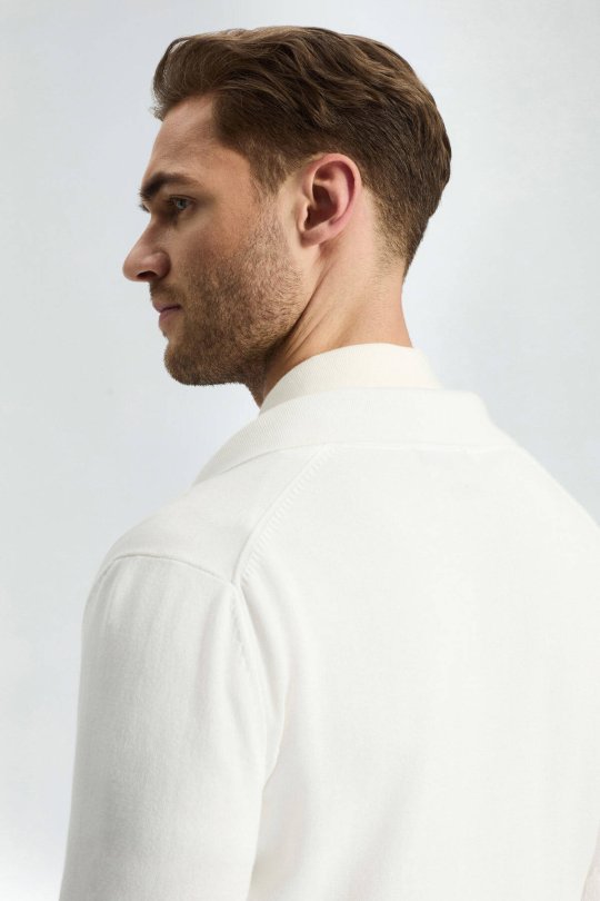 Saf Pamuk Beyaz Triko Ceket