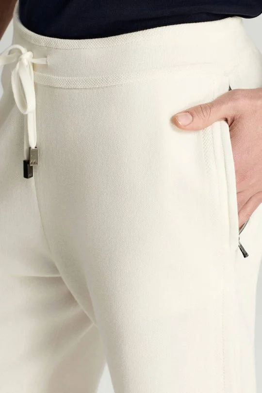 Saf Pamuk Cepleri Fermuarlı Beyaz Triko Şort