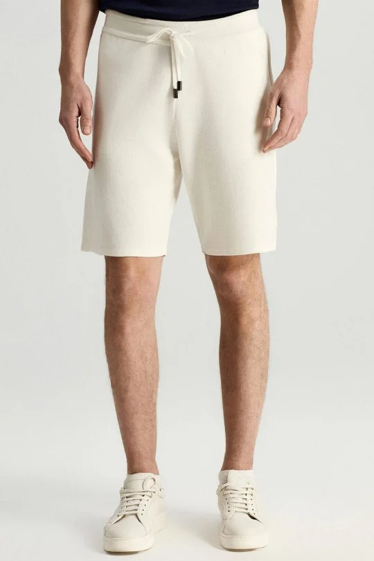 Saf Pamuk Cepleri Fermuarlı Beyaz Triko Şort