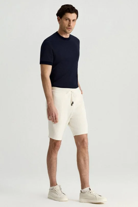 Saf Pamuk Cepleri Fermuarlı Beyaz Triko Şort