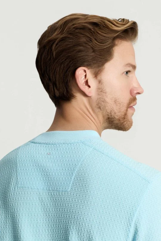 Saf Pamuk Jakar Desenli Bisiklet Yaka Mavi T-Shirt