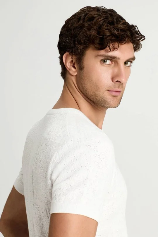 Saf Pamuk Paisley Desen Bisiklet Yaka Beyaz Triko T-Shirt